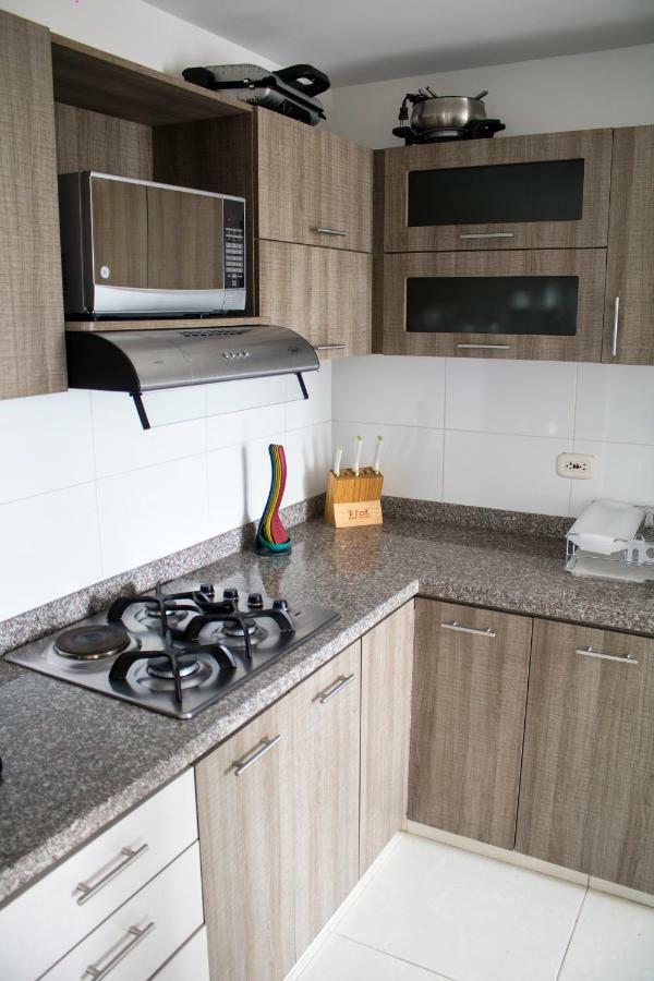 Apartamento Granate Перейра Екстериор снимка